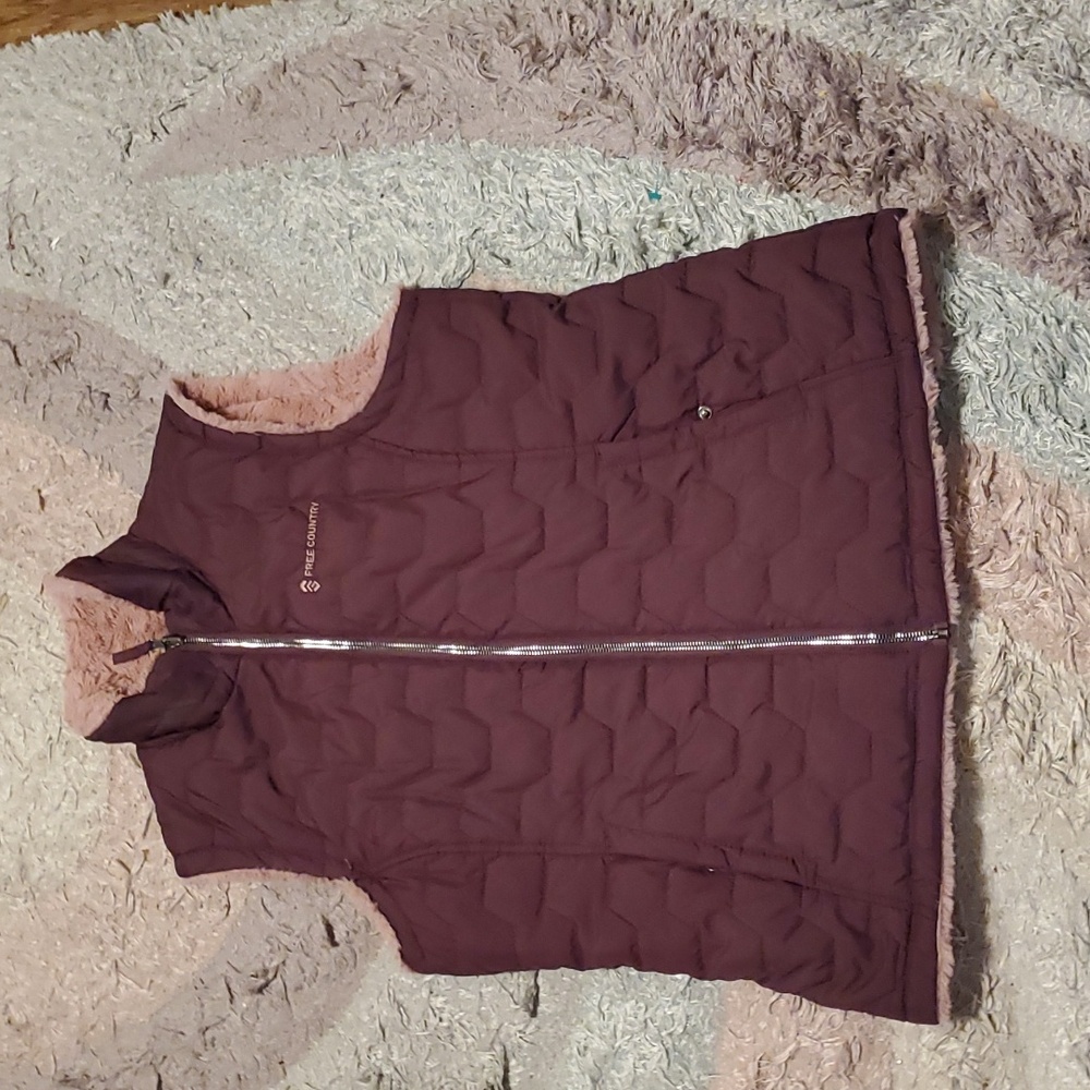 Raspberry colored vest free country sz large reversible